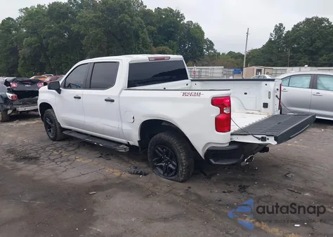 2024 Chevrolet Silverado 1500 4Wd Short Bed Custom Trail Boss z USA, uszkodzony, nr VIN 3GCUDCED5RG378262